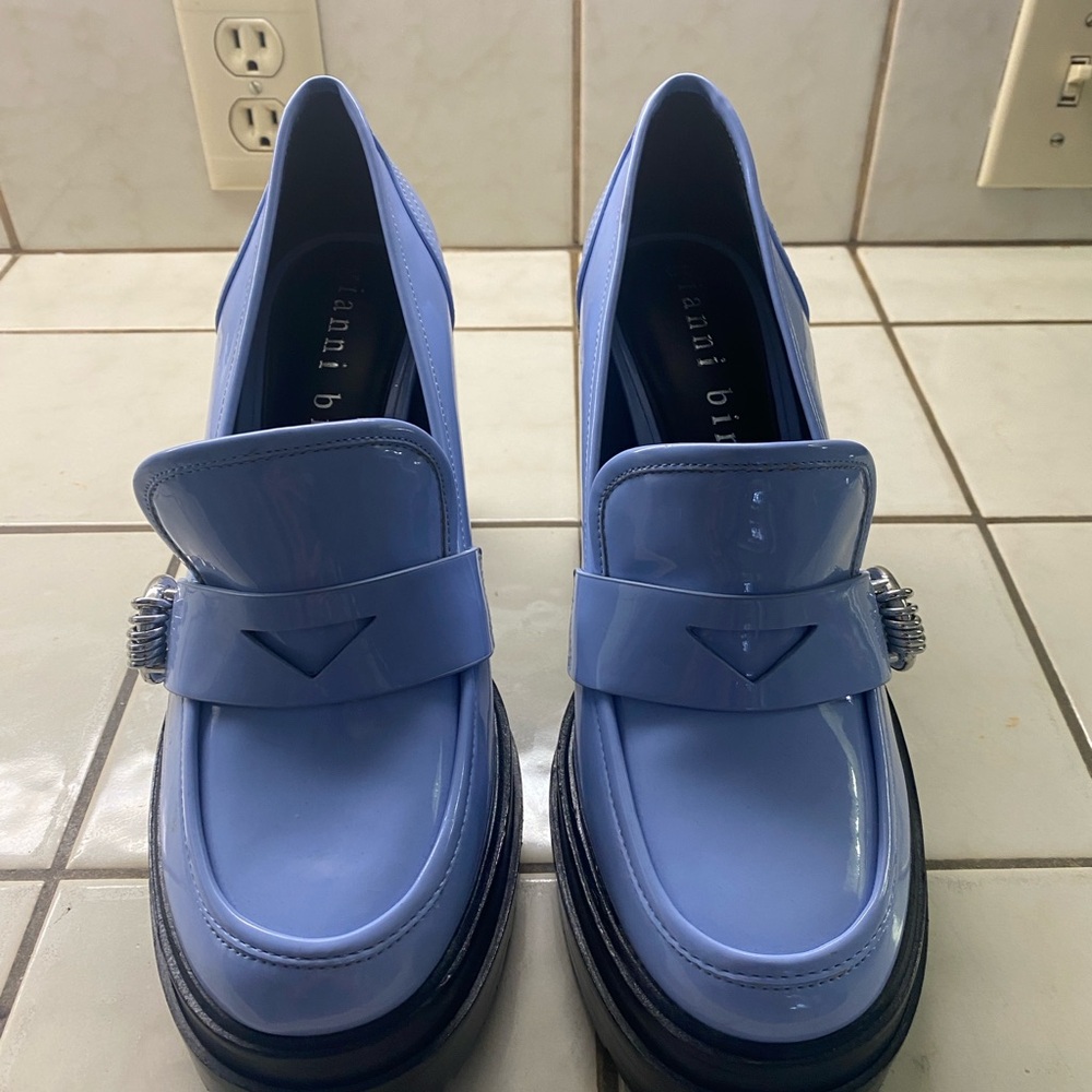 Gianni Bini Platform Shoes